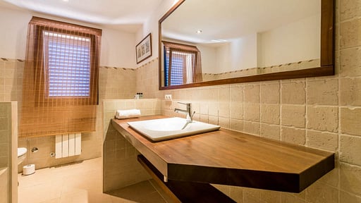 Villa Etruria Bedroom 2
