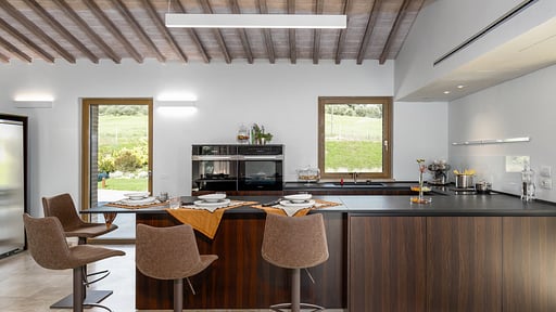 Villa Etrusca Dining area 1