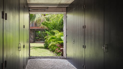 Villa Excuse My French Others