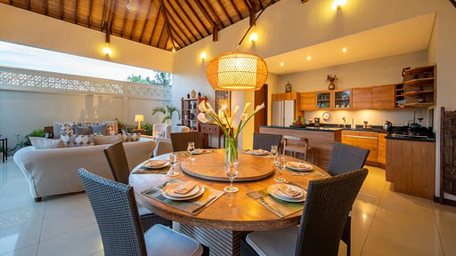 Villa Fajar Dining area