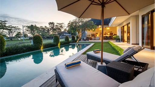 Villa Fajar Swimming pool