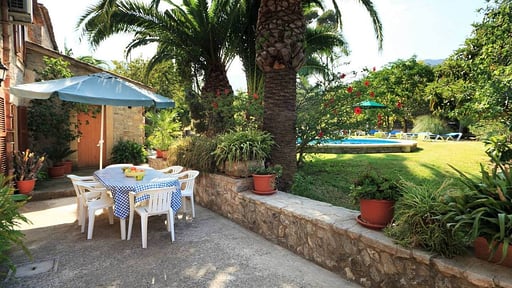 Villa Fanals Dining area