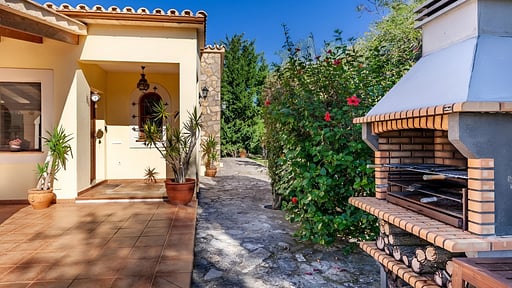 Villa Fanga BBQ equipment