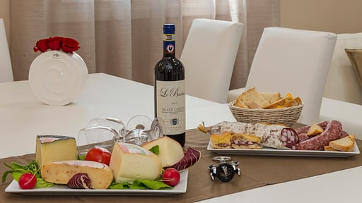 Villa Ferdinando Dining area