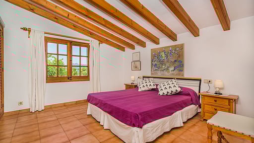 Villa Tugarre Bedroom 1