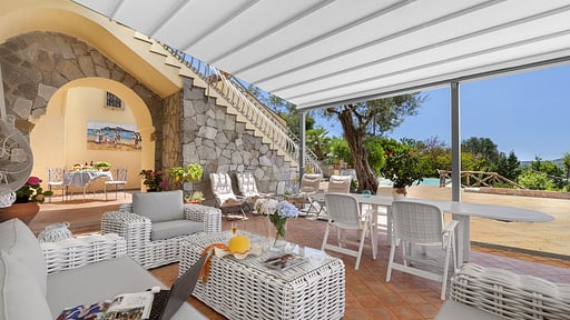 Villa Ferrara Terrace/Veranda