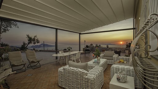 Villa Ferrara Terrace/Veranda