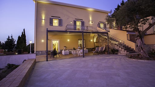 Villa Ferrara Others