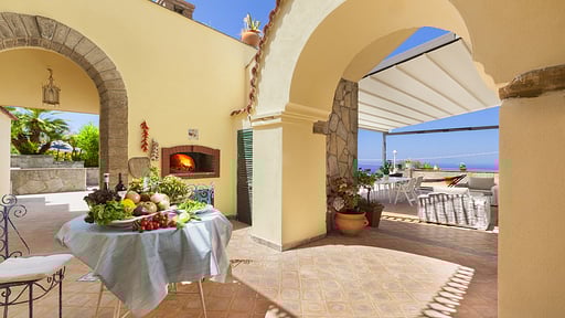 Villa Ferrara Others