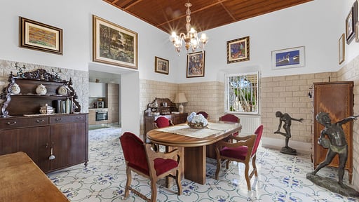 Villa Ferrara Dining area