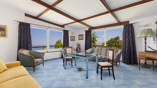 Villa Ferrara Living room