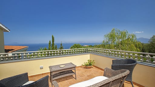 Villa Ferrara Terrace/Veranda