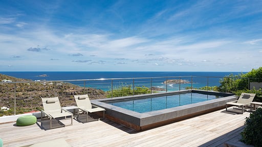 Villa Feyrouz Swimming pool