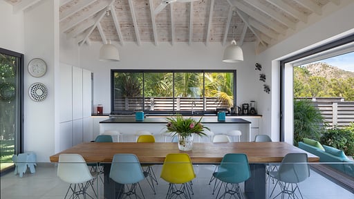 Villa Feyrouz Dining area