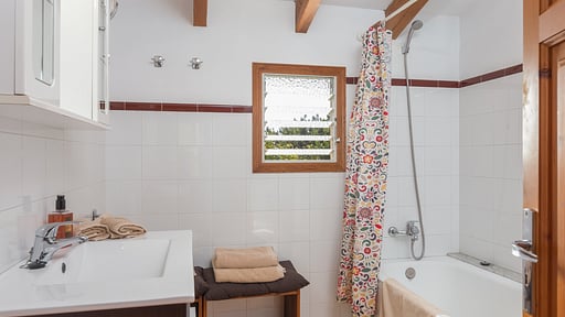 Villa Finca Can Roig Bedroom 1