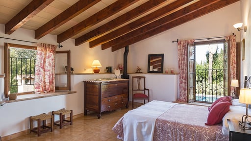 Villa Finca Can Roig Bedroom 1