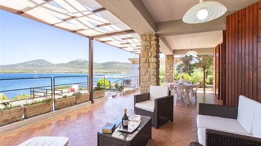 Villa Flavia Terrasse/Veranda