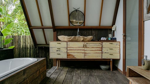 Villa Flores Ubud Spa