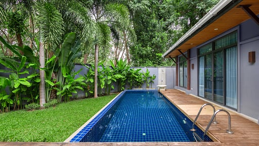 Villa Flores Swimming pool