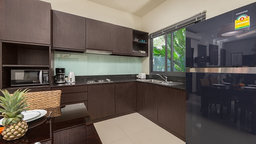 Villa Flores Kitchen