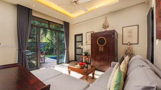 Villa Flores Living room