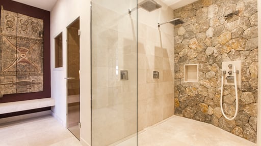 Villa Folies Bedroom 3