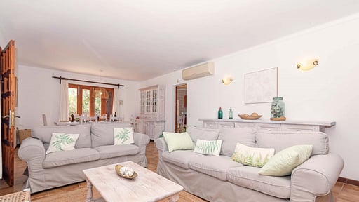 Villa Font Aina Living room