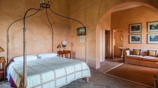 Villa Fontanelle 10 Bedroom 2