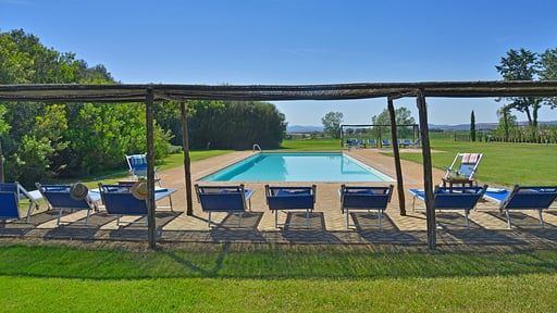 Villa Fontanili Ginepro Piscina