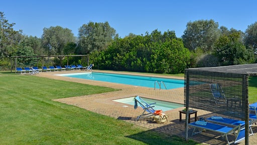 Villa Fontanili Ginepro Piscina