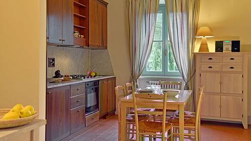 Villa Fontanili Leccio Kitchen