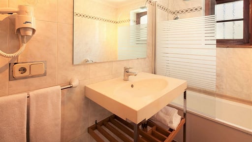 Villa Fonto Bedroom 1