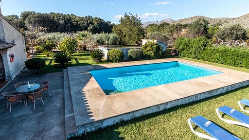 Villa Fontxica Бассейн