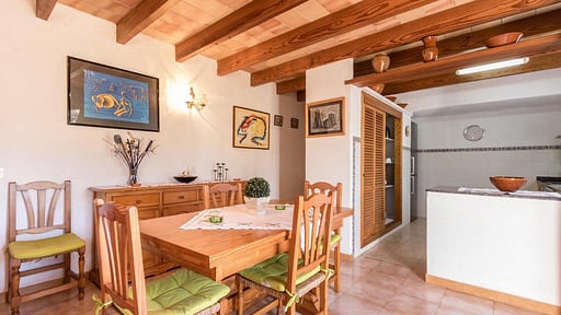 Villa Fontxica Обеденная зона