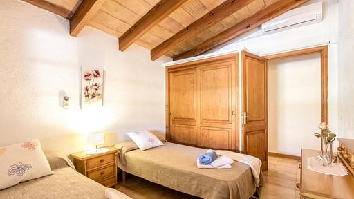 Villa Fontxica Спальня 3