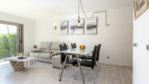 Villa Francisca Dining area