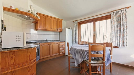 Villa Francisco Dining area