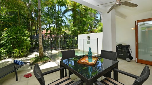 Villa Frangipani Port Douglas Salle à manger