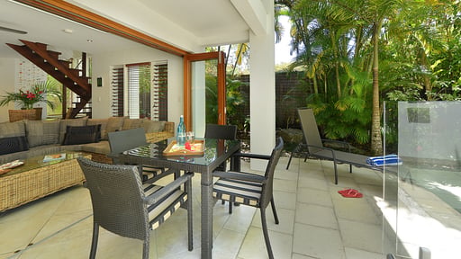 Villa Frangipani Port Douglas Salle à manger