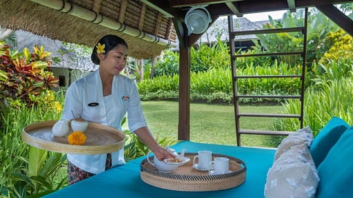 Villa Frangipani Villa staff