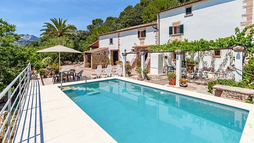 Villa Frares Swimming pool