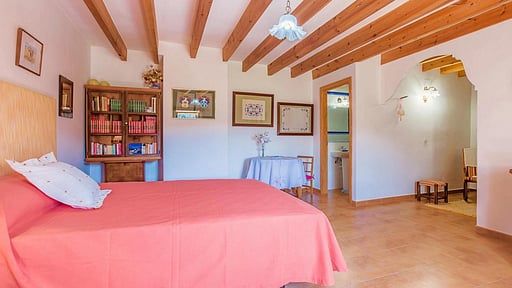 Villa Frares Bedroom 1