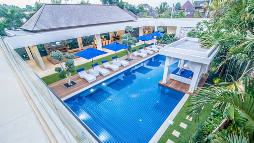 Freedom Villa Swimming pool