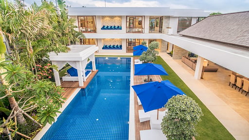 Freedom Villa Swimming pool
