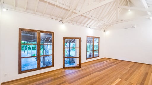 Villa Galante Yoga pictures