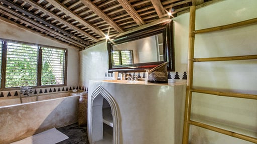 Villa Galante Bedroom 6