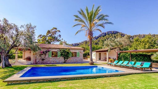 Villa Can Gallardo Бассейн