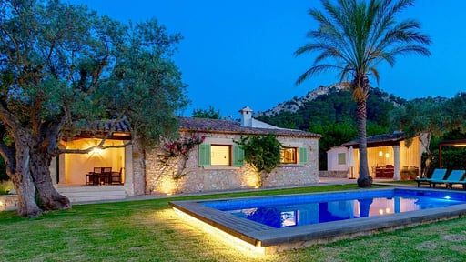 Villa Can Gallardo Бассейн