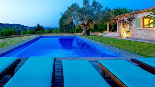 Villa Can Gallardo Бассейн