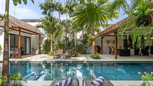 Villa Gambar Zwembad